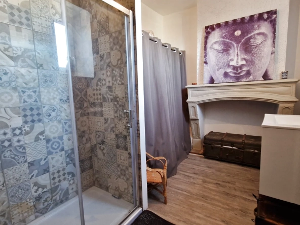 Belle maison rénovée de 200 m² au cœur de Bazas, proche commodités 