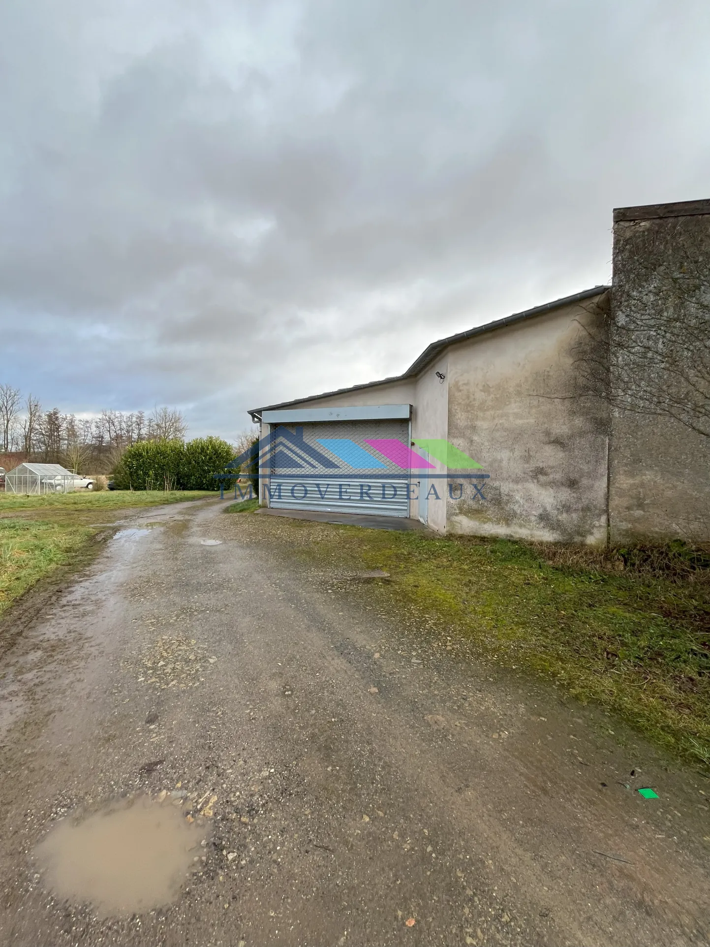 Maison de village à Arracourt de 215 m² avec dépendances et grand terrain 