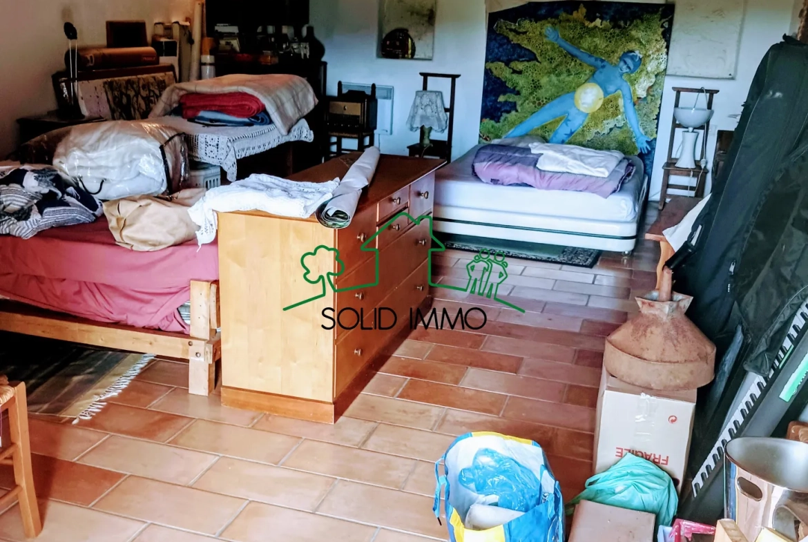 Charmante maison en pierre de 122 m² avec vue magnifique à Beaumont 