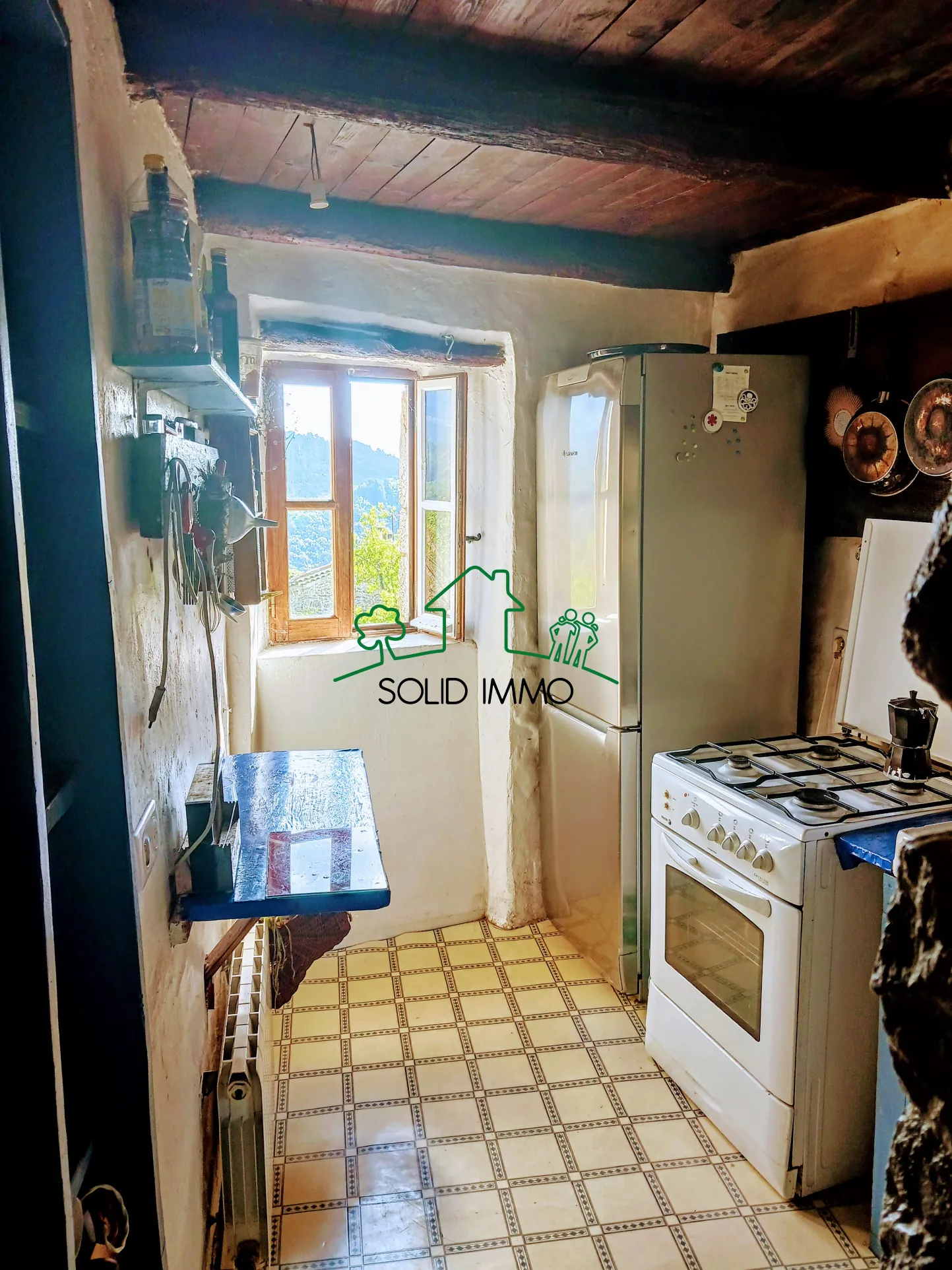 Charmante maison en pierre de 122 m² avec vue magnifique à Beaumont 