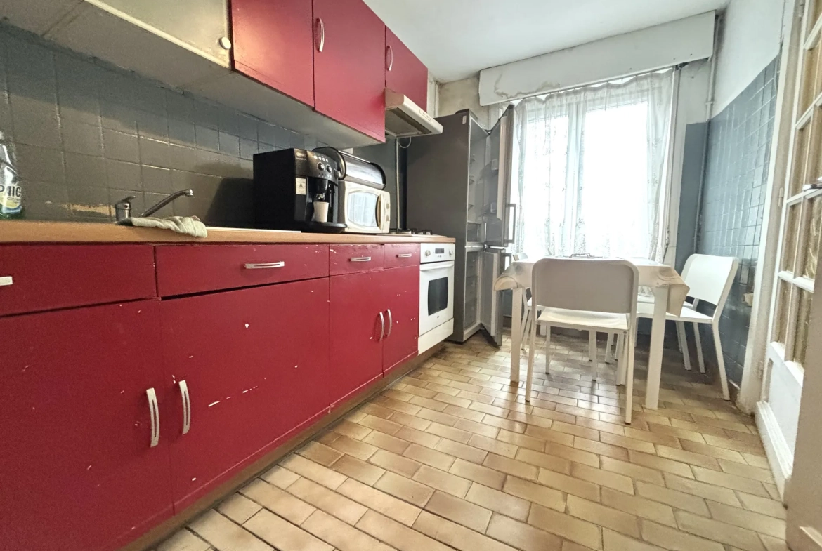 Maison 120 m² avec 4 chambres à Roubaix, proche de la rue d'Avelghem 