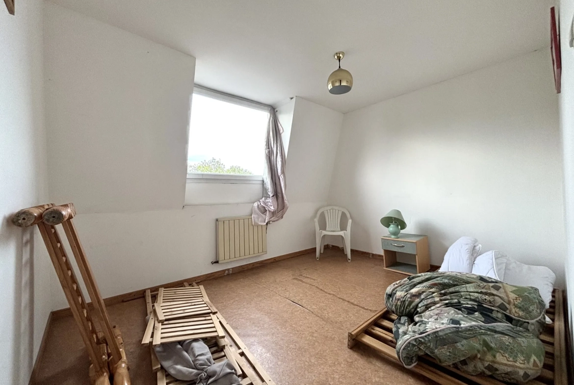 Maison 120 m² avec 4 chambres à Roubaix, proche de la rue d'Avelghem 