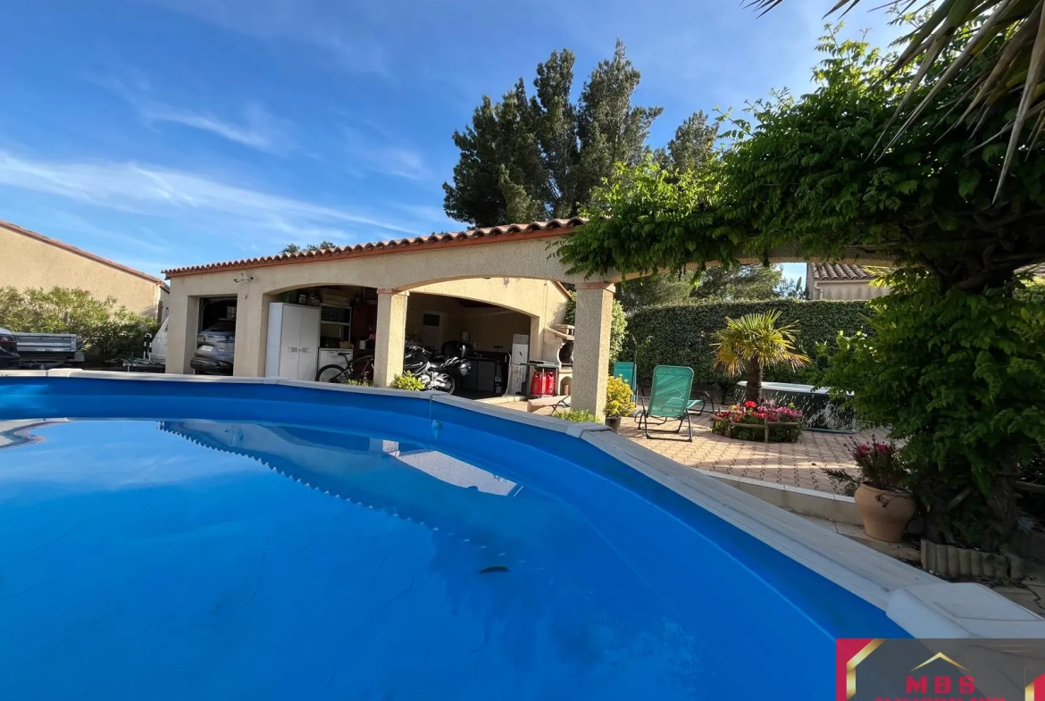 À vendre maison 4 faces en plain-pied à Tuchan avec piscine et terrasses 