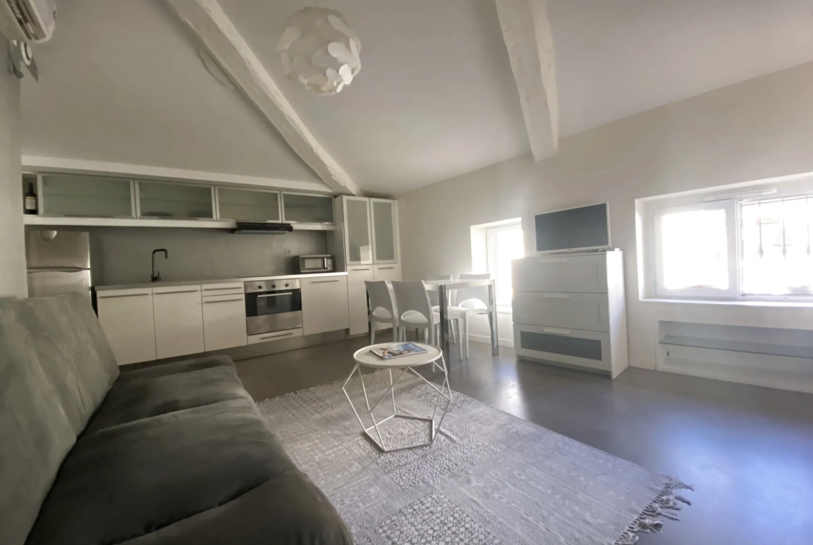 Studio meublé avec mezzanine à Vias proche des plages 