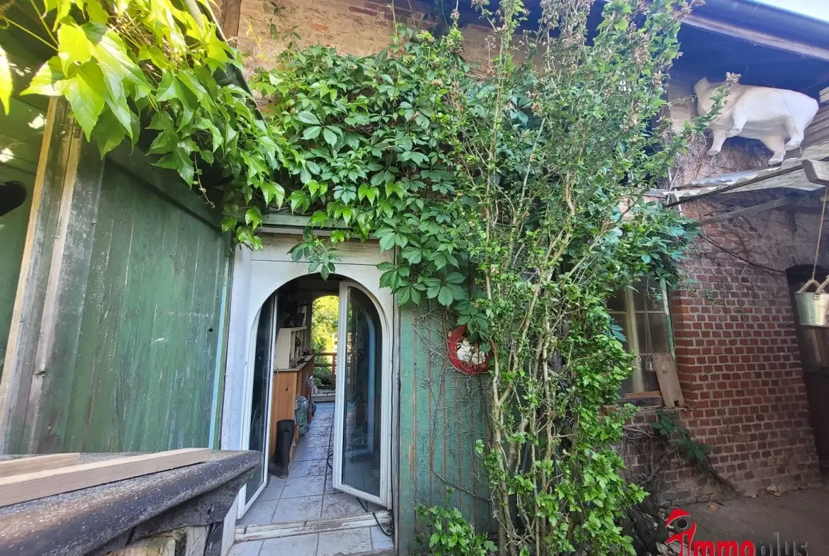 Maison à rénover de 90 m² à Village-Neuf - Proche frontières et transports 