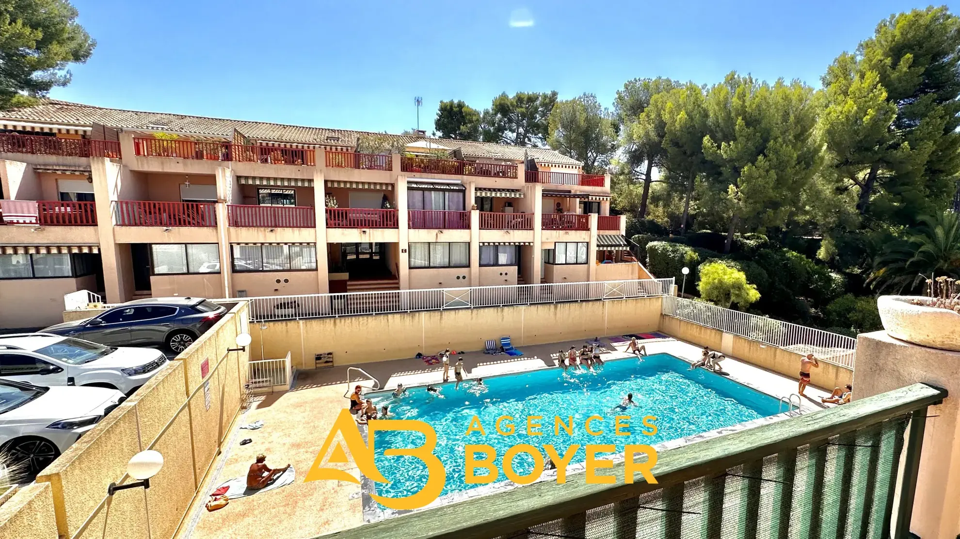 Appartement type studio avec coin cabine à Bandol secteur Pierreplane Sud 