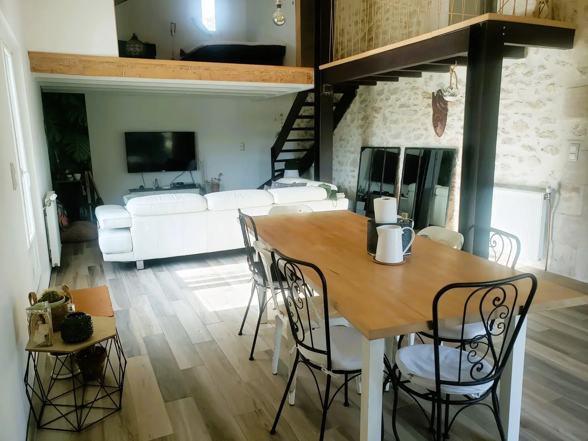 Magnifique maison en pierre avec piscine à Bazas, proche commodités 