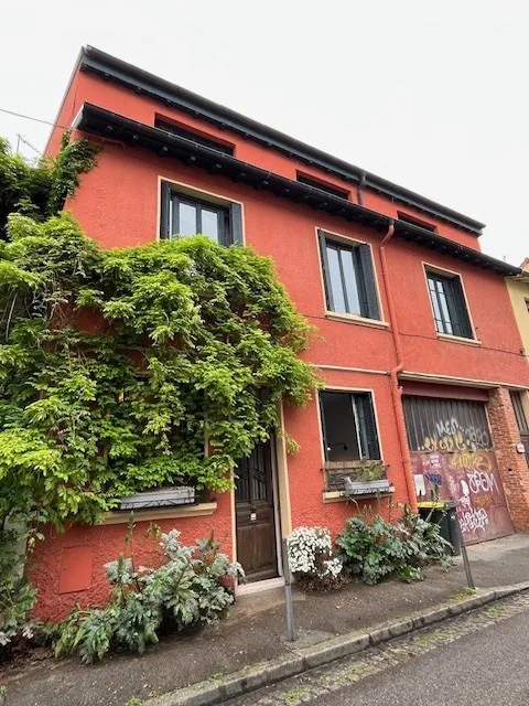 Appartement rénové de 31 m² à Lyon 7 proche Parc Sergent Blandan 