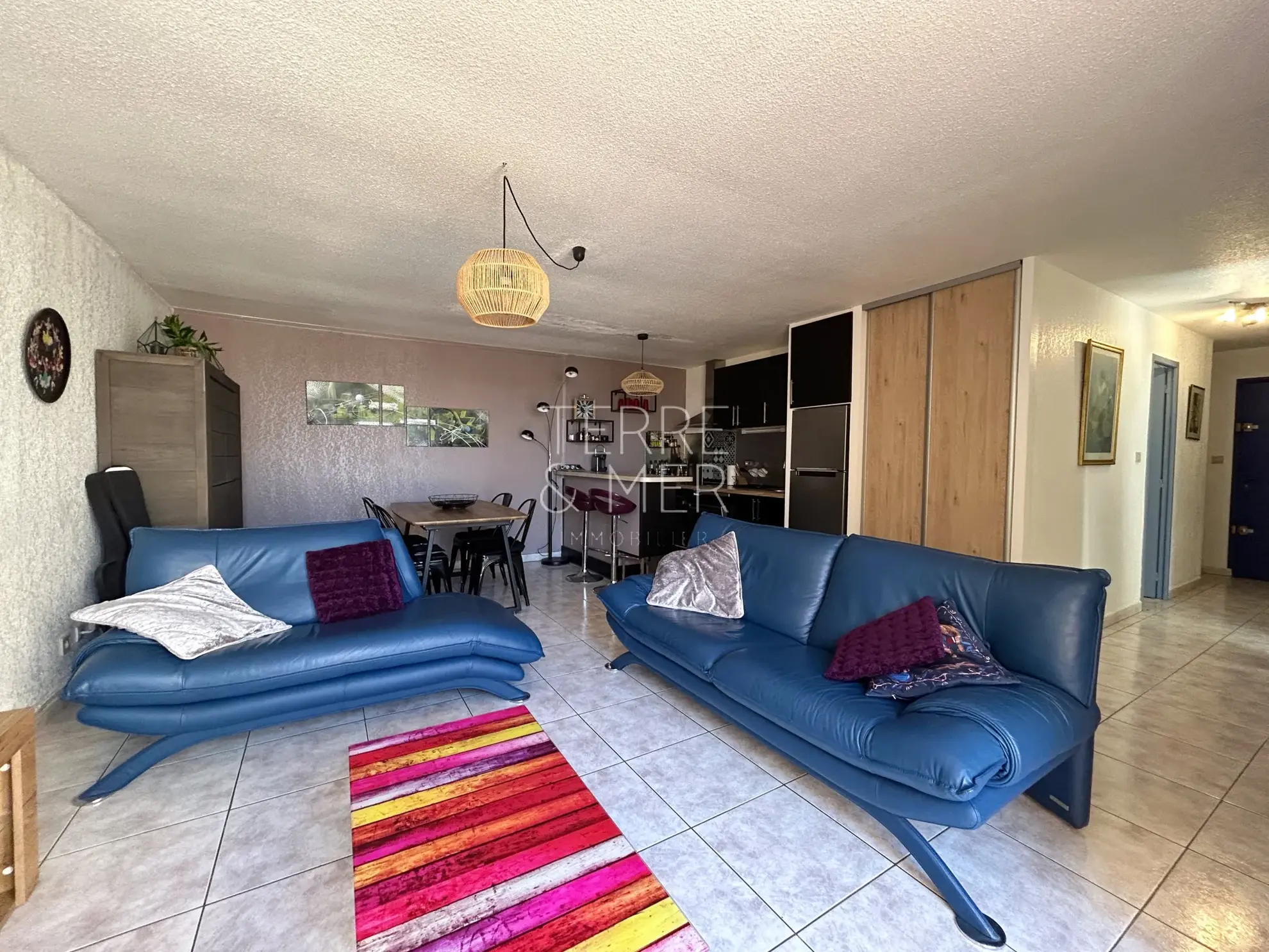 Appartement 3 pièces à Sainte-Marie-la-Mer avec vue mer et parking 
