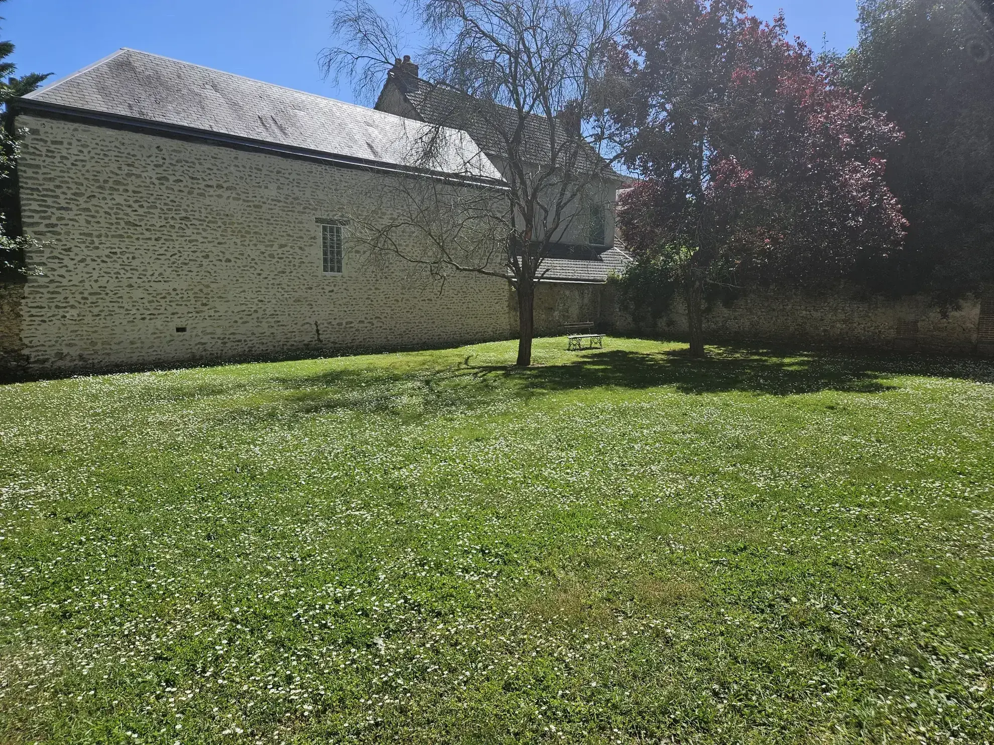 Appartement 4 pièces à Pacy-sur-Eure avec parking et chauffage électrique 