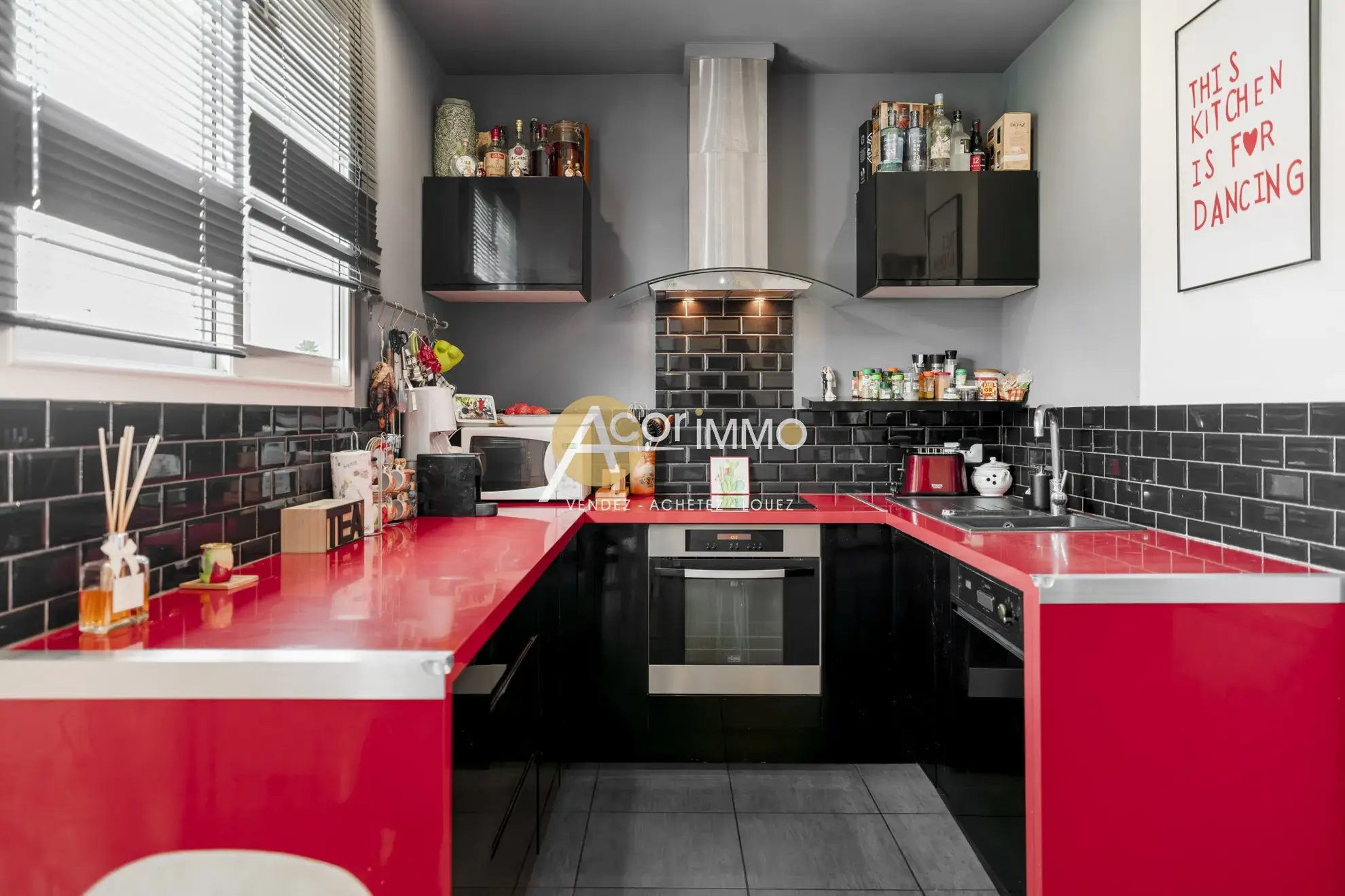 Appartement T3 avec Terrasse et Stationnement à La Seyne-sur-Mer 