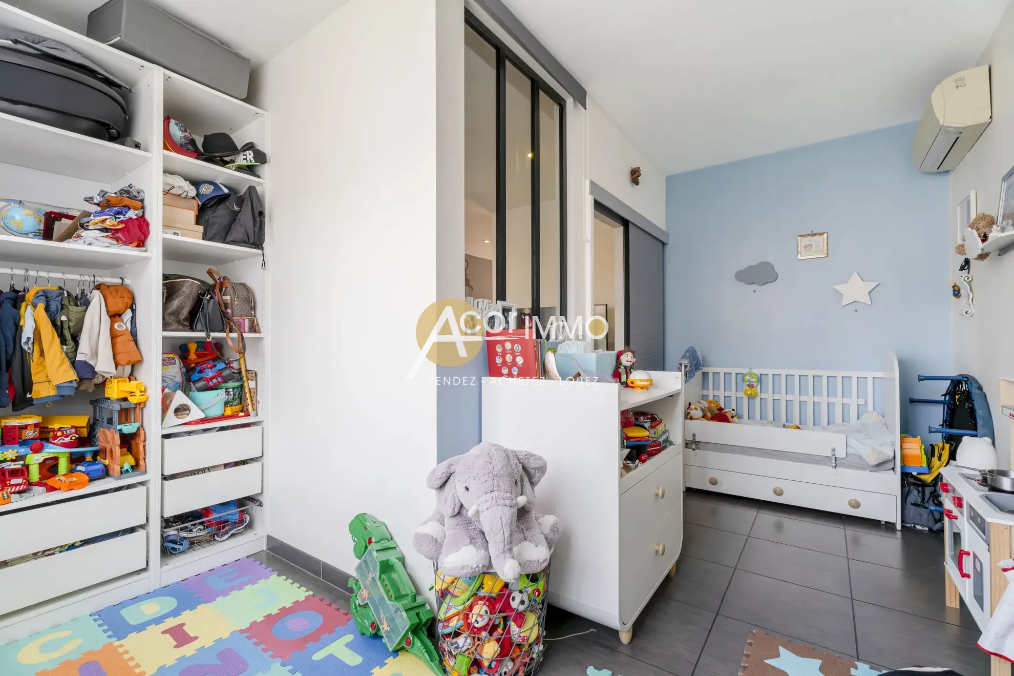 Appartement T3 avec Terrasse et Stationnement à La Seyne-sur-Mer 