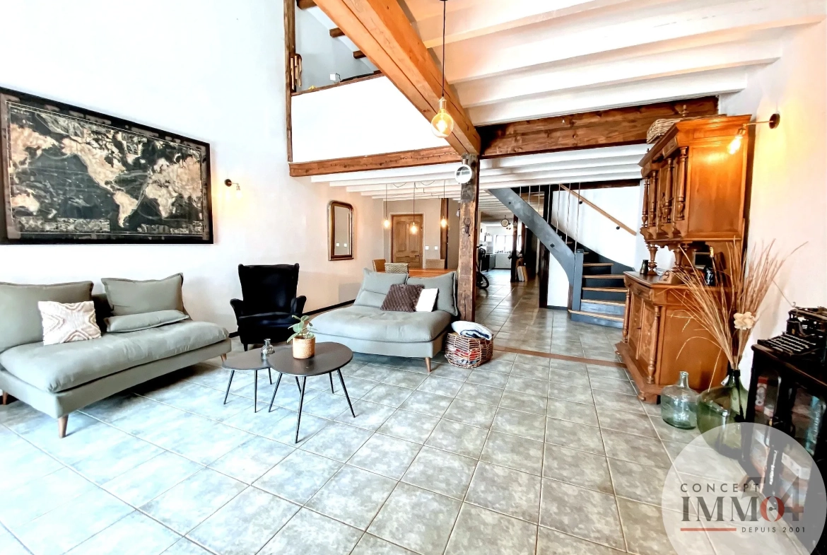 Maison familiale à Trondes avec piscine, 5 chambres, jardin clos, proche de Toul - 260 m² 