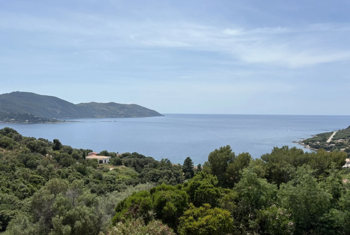 Appartement duplex vue mer à Tiuccia de 39 m² en vente 