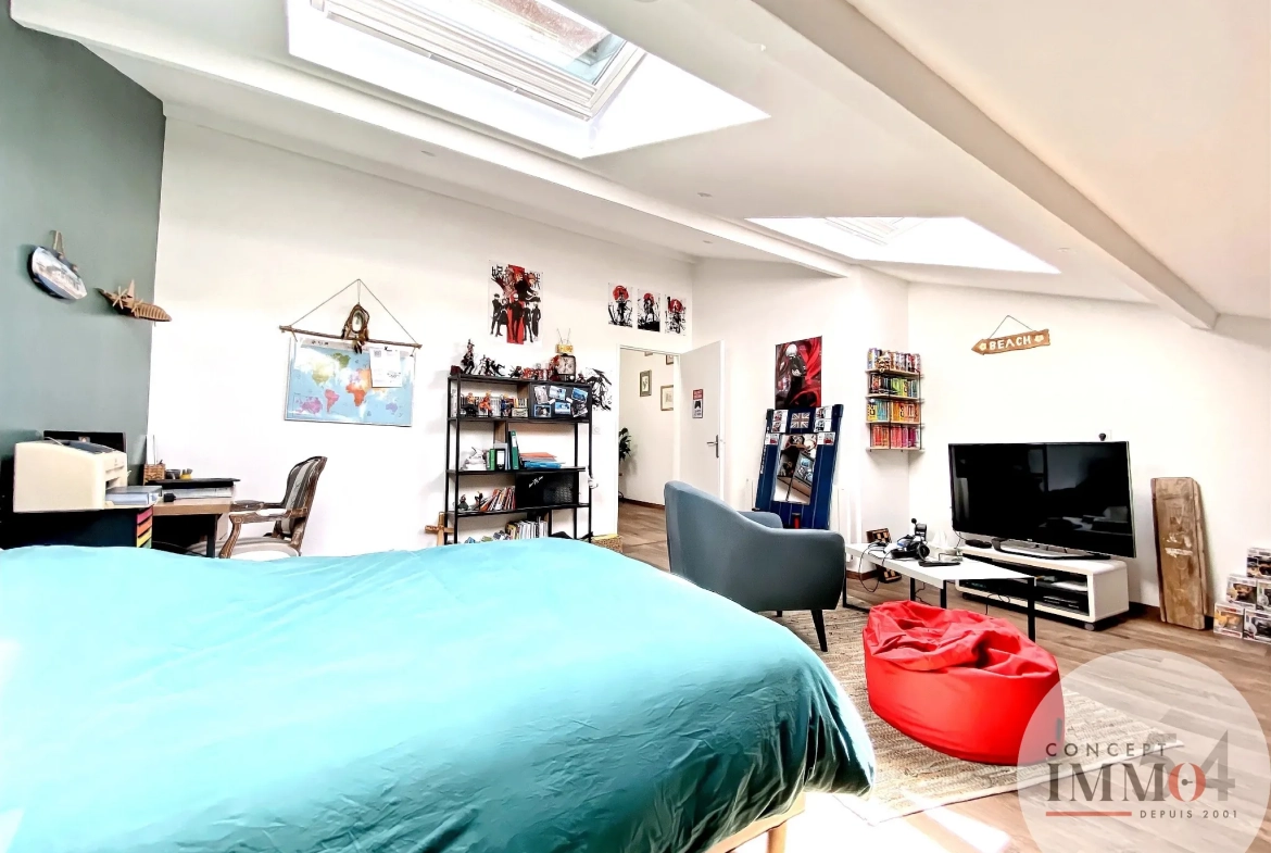 Maison familiale à Trondes avec piscine, 5 chambres, jardin clos, proche de Toul - 260 m² 