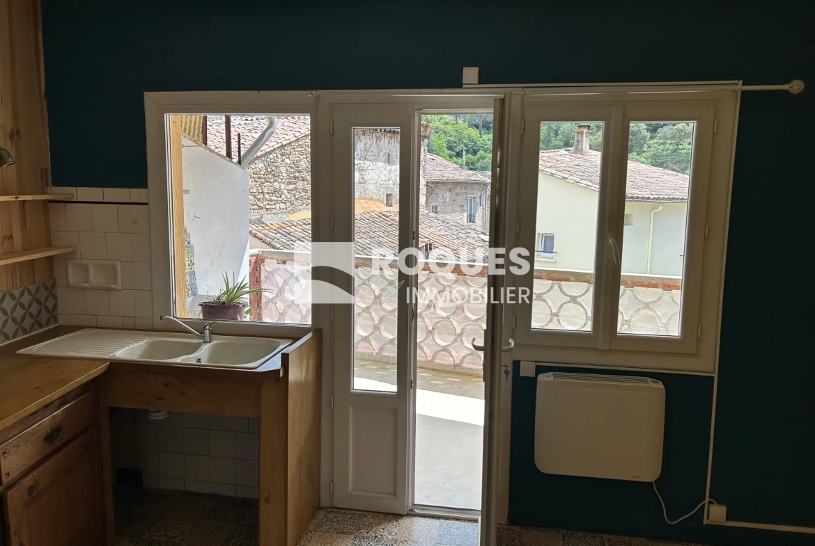 Appartement F2 de 58 m² à Lodève avec terrasse et cave - Idéal résident ou investisseur 