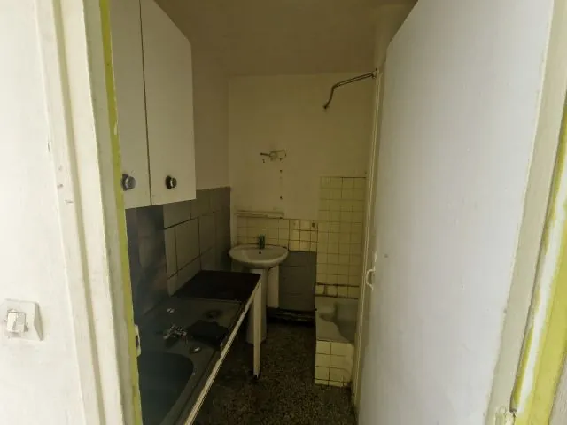 Appartement T1 / Studio à vendre à Aix-en-Provence - Opportunité à saisir 