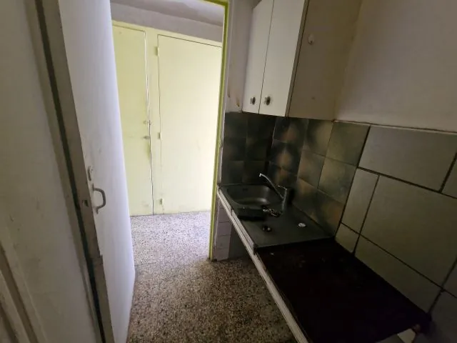 Appartement T1 / Studio à vendre à Aix-en-Provence - Opportunité à saisir 