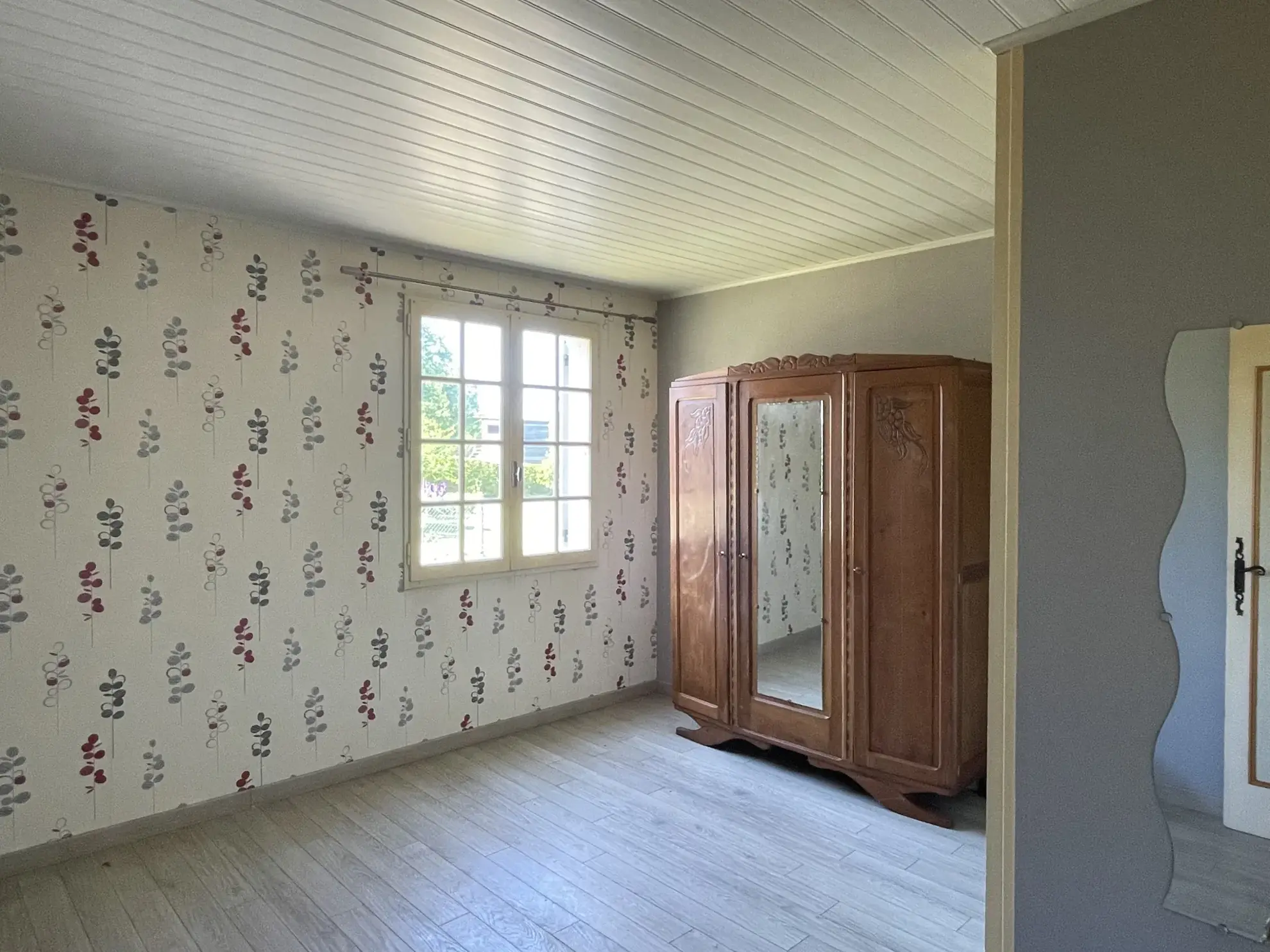 Charmante maison de plain-pied avec jardin et terrasses à Bourg-Charente 