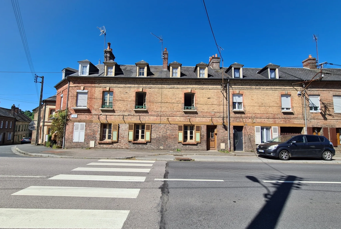 Maison à vendre à Vimoutiers avec grandes possibilités d'agrandissement 
