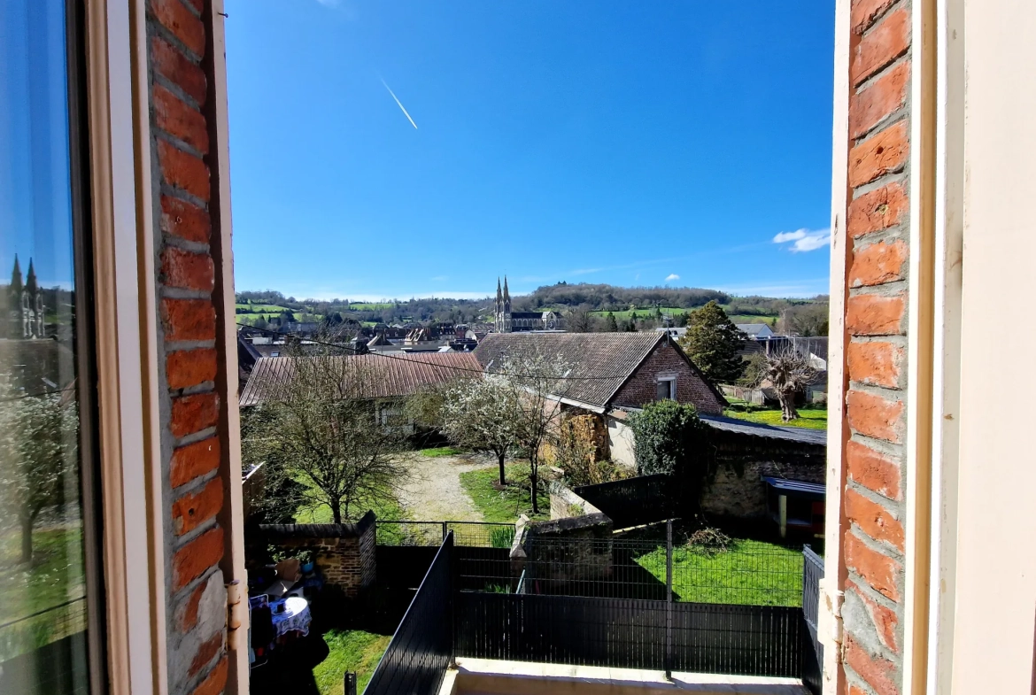 Maison à vendre à Vimoutiers avec grandes possibilités d'agrandissement 