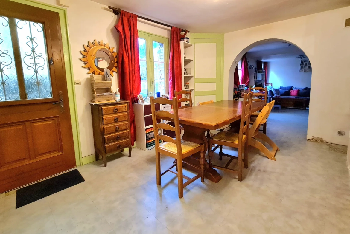 Maison à vendre à Vimoutiers avec grandes possibilités d'agrandissement 