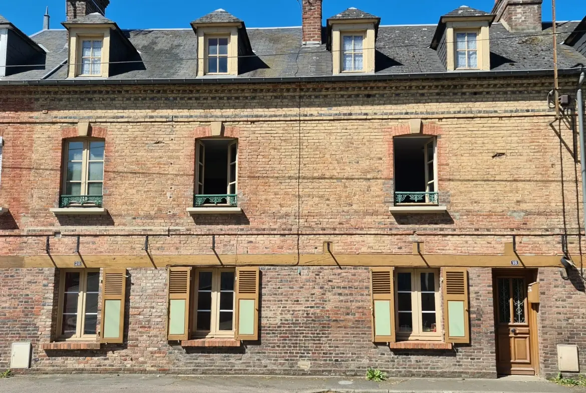 Maison à vendre à Vimoutiers avec grandes possibilités d'agrandissement 