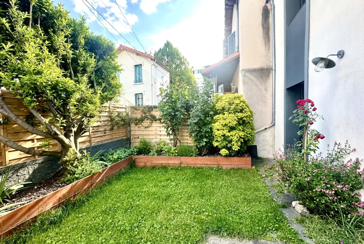 Magnifique maison de ville avec jardin et garage à Clermont-Ferrand 