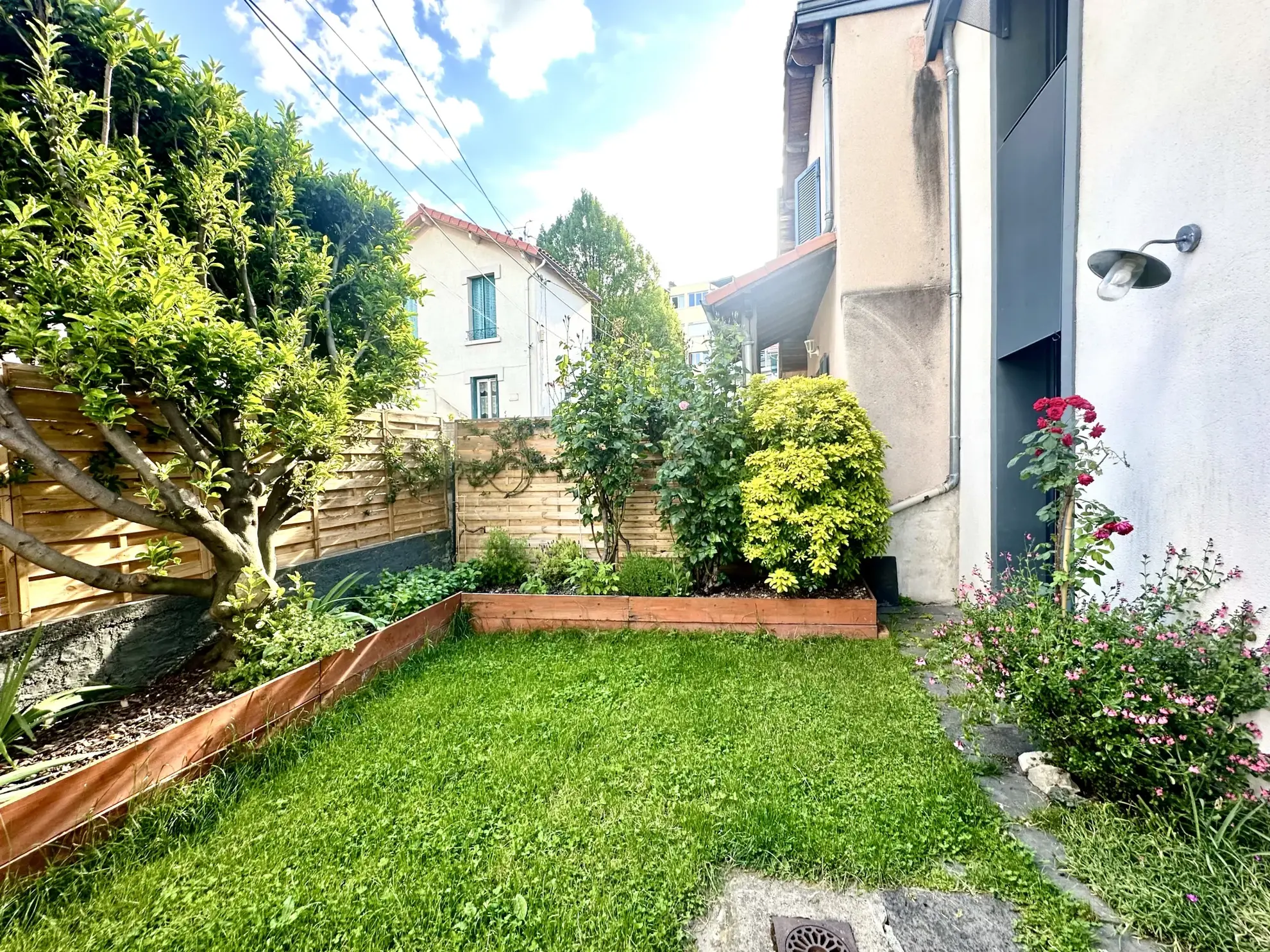 Magnifique maison de ville avec jardin et garage à Clermont-Ferrand 