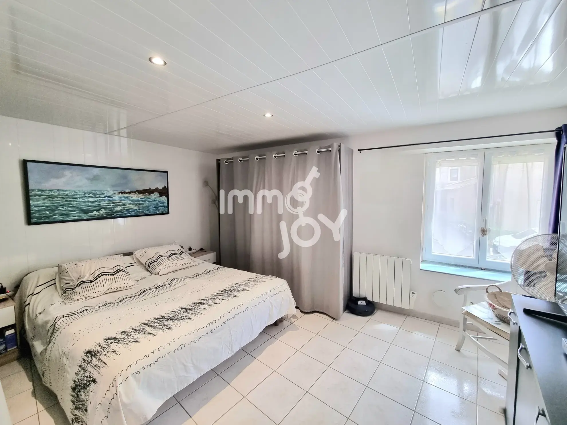 Maison de village 125m2 avec terrasse et garage à Fleury (11560) - Confort moderne 
