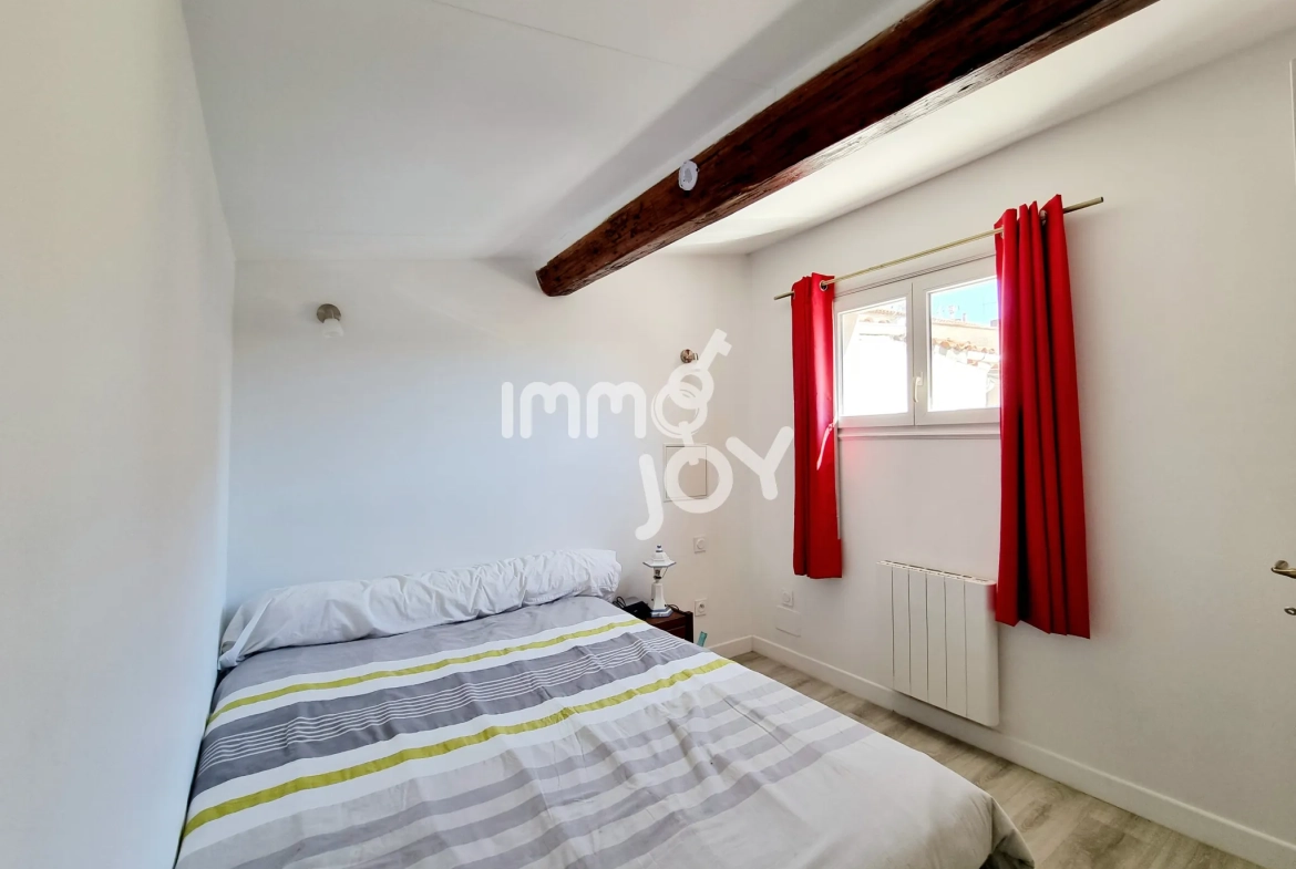 Maison de village 125m2 avec terrasse et garage à Fleury (11560) - Confort moderne 
