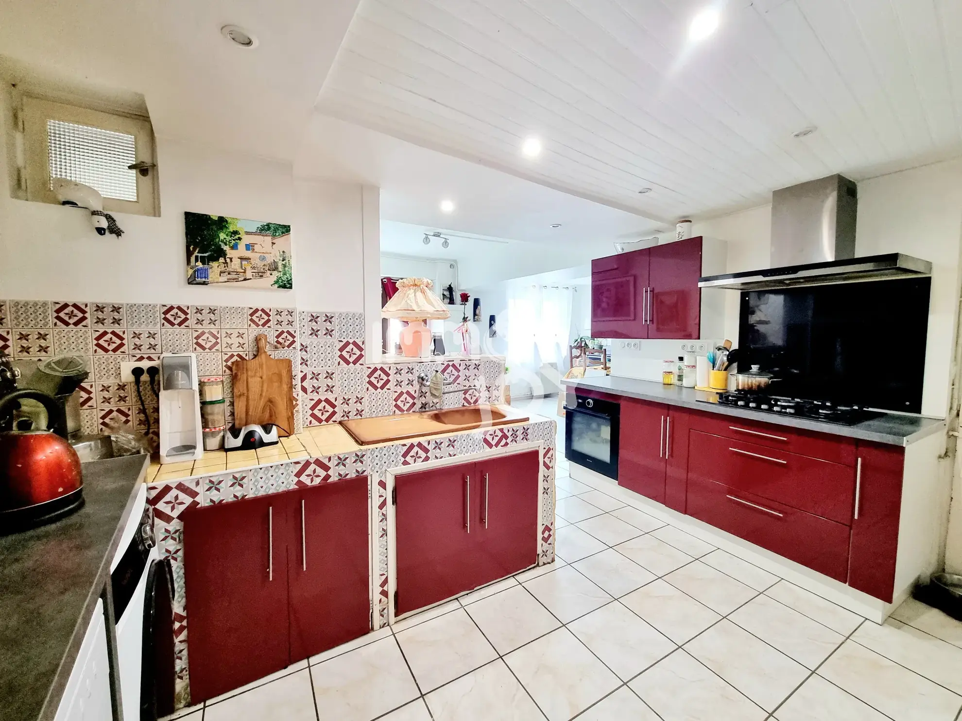 Maison de village 125m2 avec terrasse et garage à Fleury (11560) - Confort moderne 