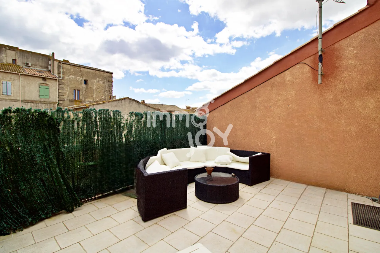 Maison de village 125m2 avec terrasse et garage à Fleury (11560) - Confort moderne 
