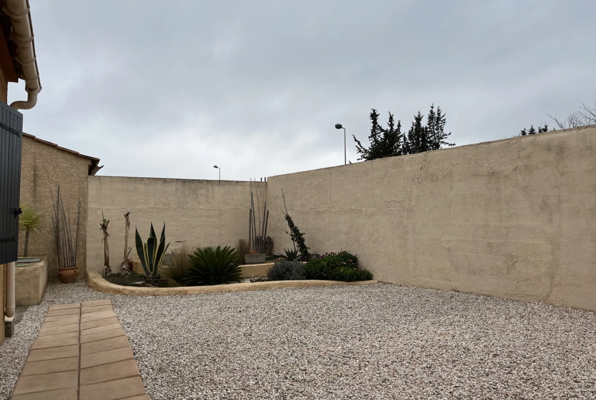 Charmante villa avec piscine et jardin à Lezignan-Corbières 