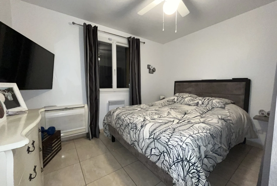 Charmante villa avec piscine et jardin à Lezignan-Corbières 