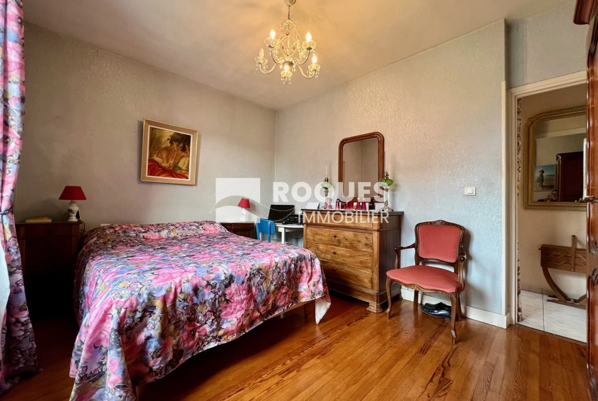 Maison T6 avec jardin à Millau dans le quartier du Crès 