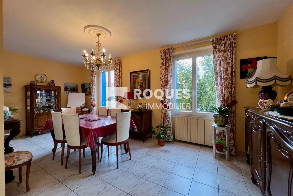 Maison T6 avec jardin à Millau dans le quartier du Crès 