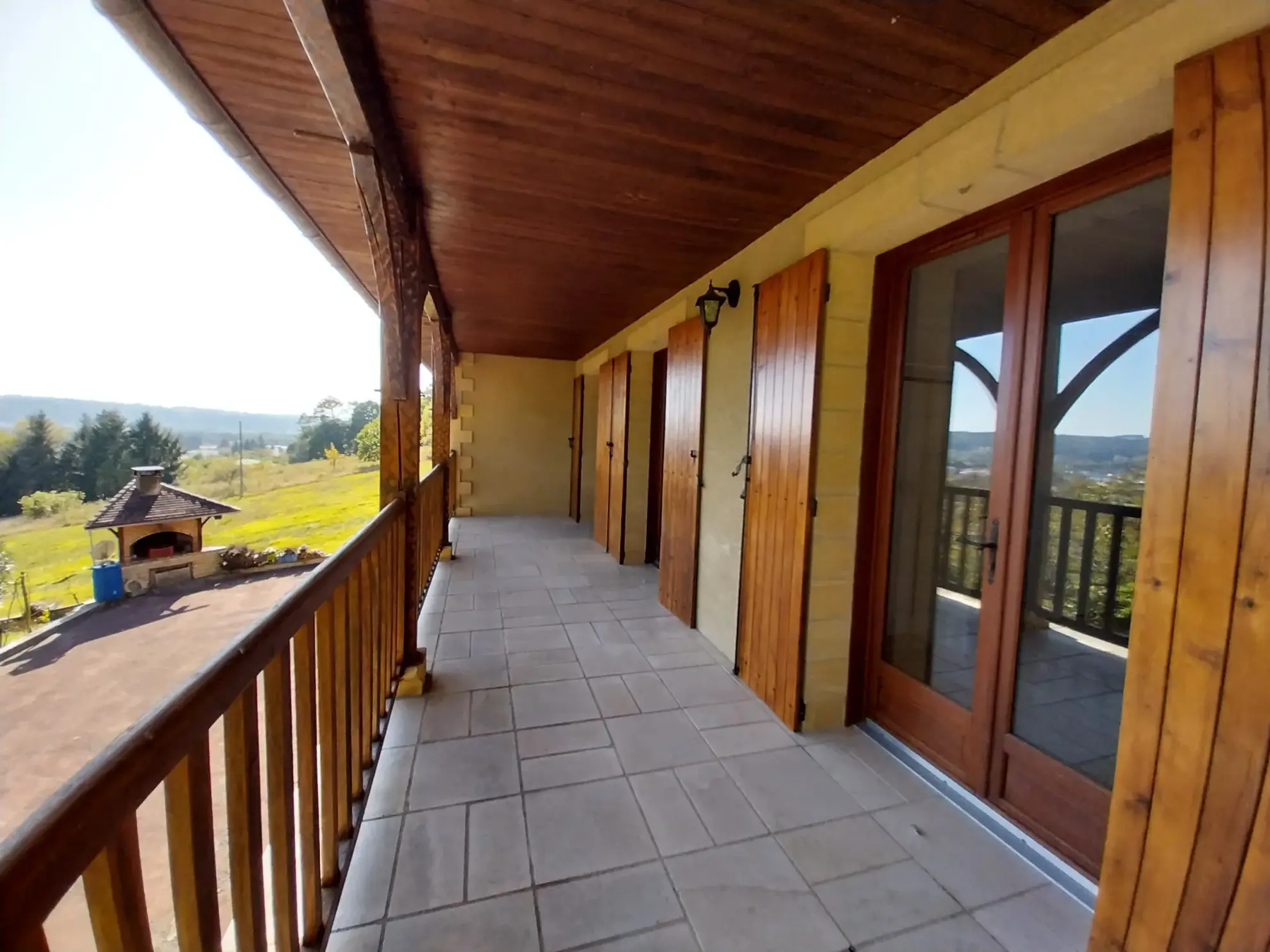 Magnifique maison familiale à Chancelade avec vue sur la forêt, 240m² habitables 