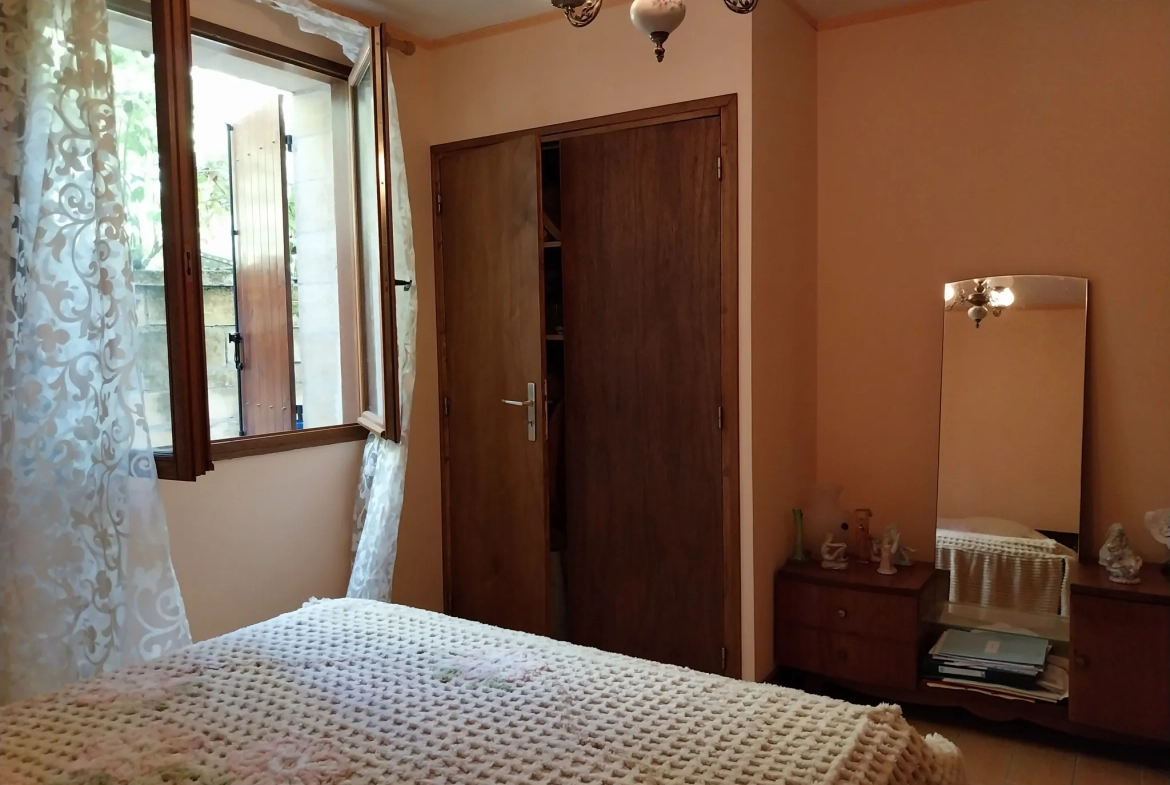 Magnifique maison familiale à Chancelade avec vue sur la forêt, 240m² habitables 