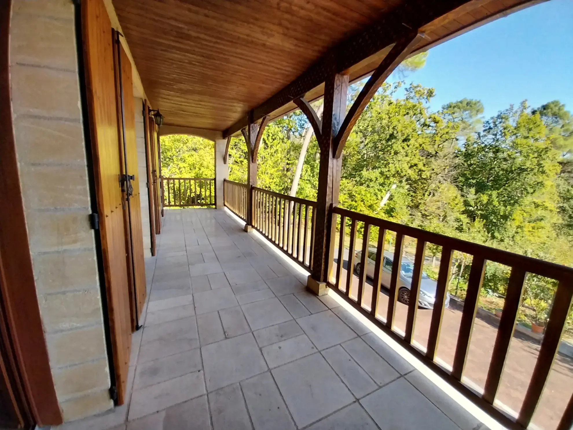 Magnifique maison familiale à Chancelade avec vue sur la forêt, 240m² habitables 