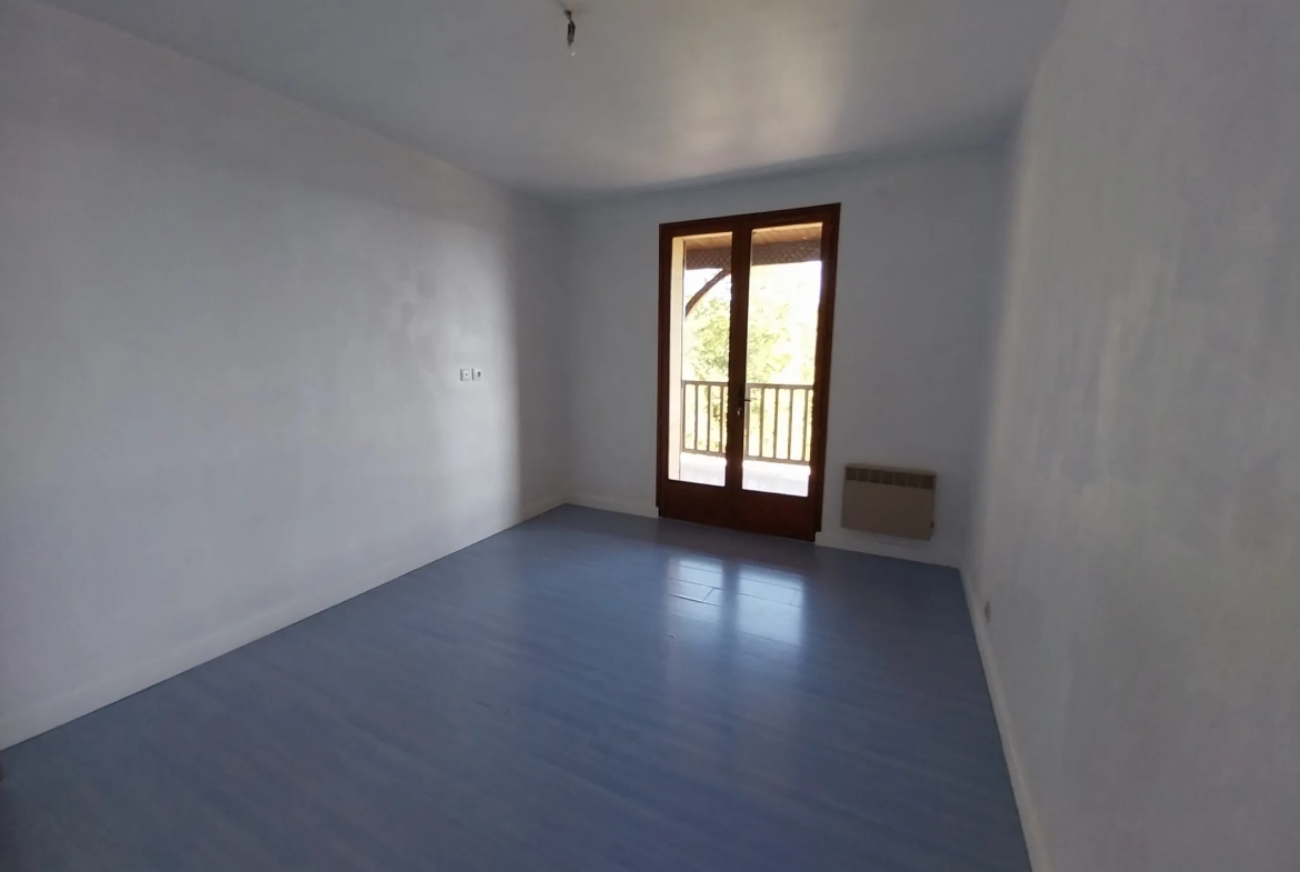 Magnifique maison familiale à Chancelade avec vue sur la forêt, 240m² habitables 