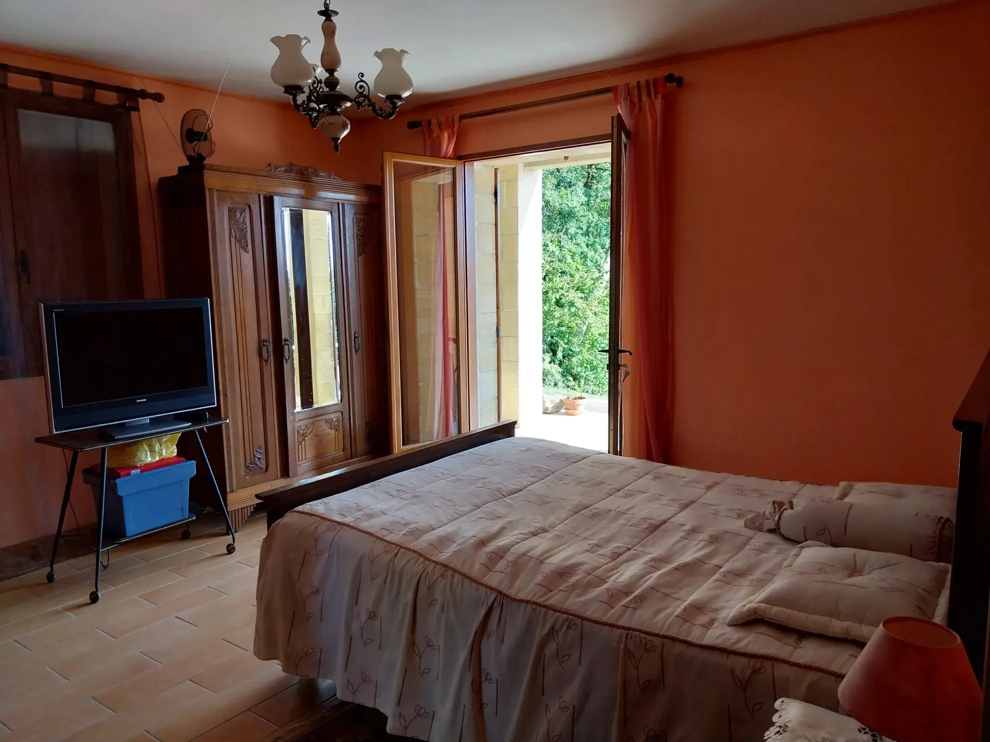 Magnifique maison familiale à Chancelade avec vue sur la forêt, 240m² habitables 