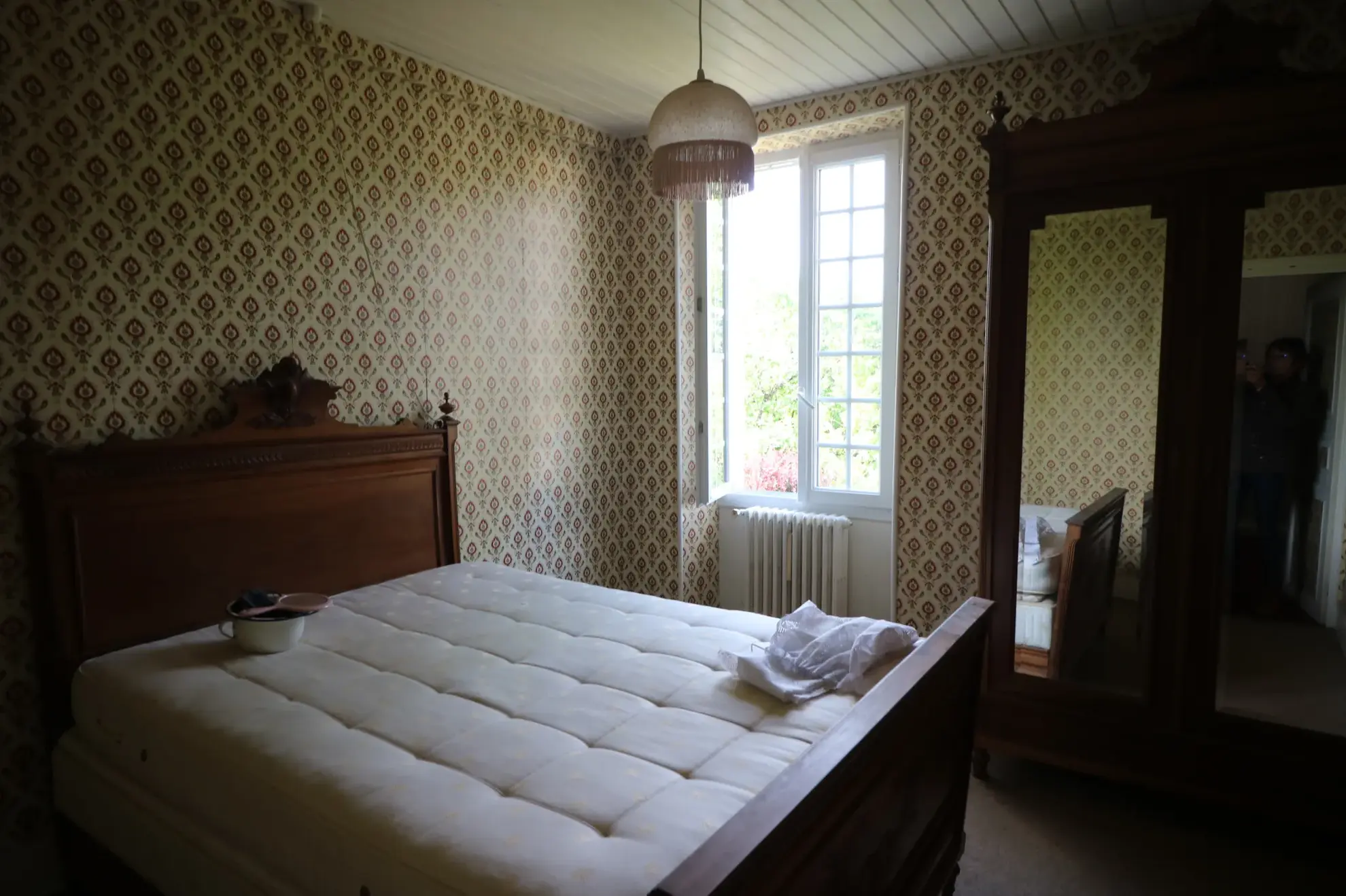 Magnifique maison de 180 m² avec dépendances à Coivert, idéale pour projet familial ou investissement 