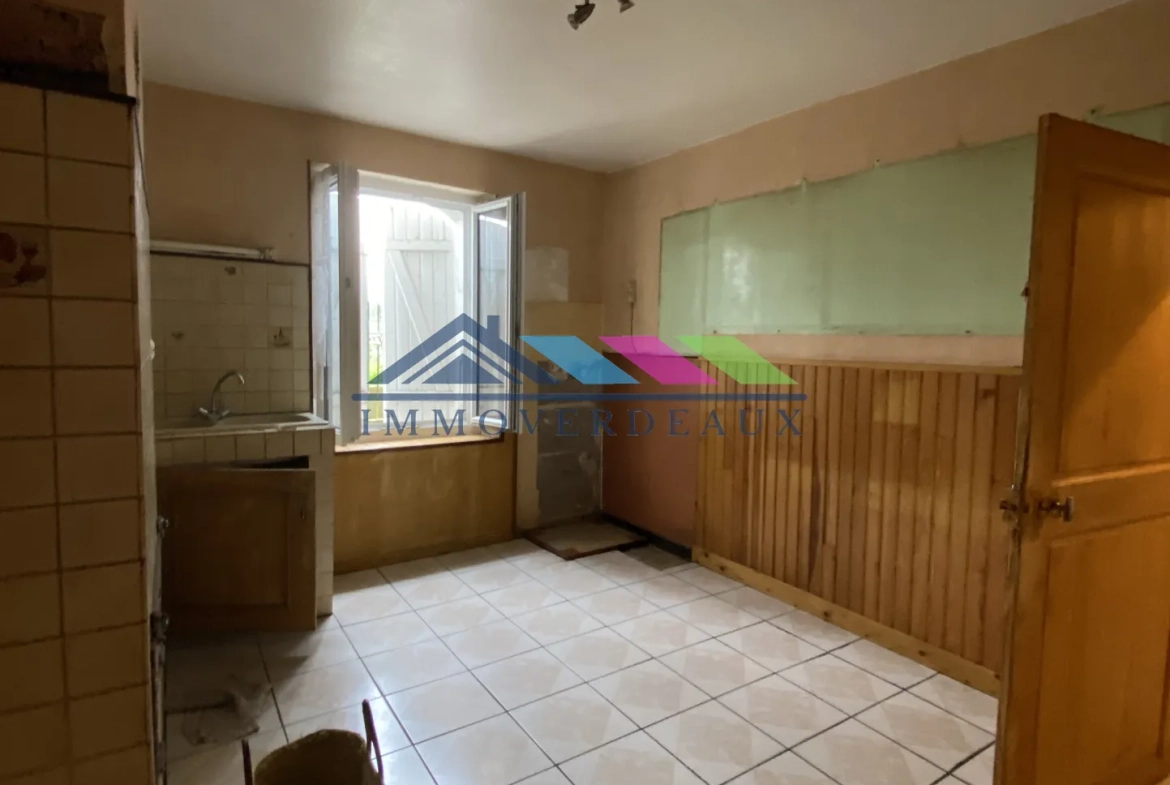 Maison de village à rénover à Croismare avec deux appartements et terrain de 486 m² 