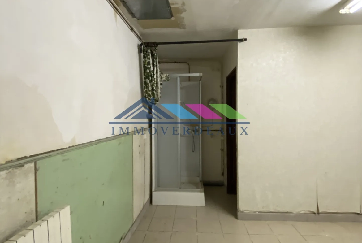 Maison de village à rénover à Croismare avec deux appartements et terrain de 486 m² 
