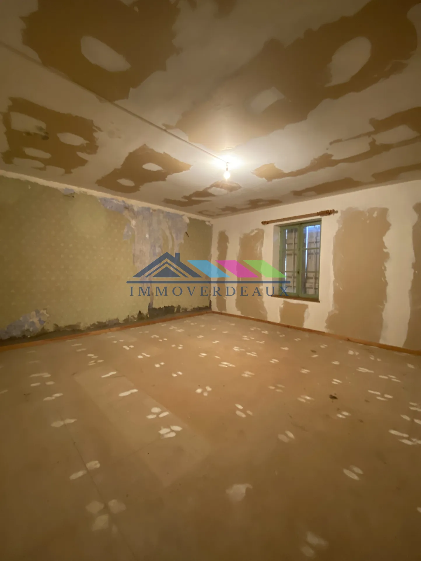 Maison de village à rénover à Croismare avec deux appartements et terrain de 486 m² 