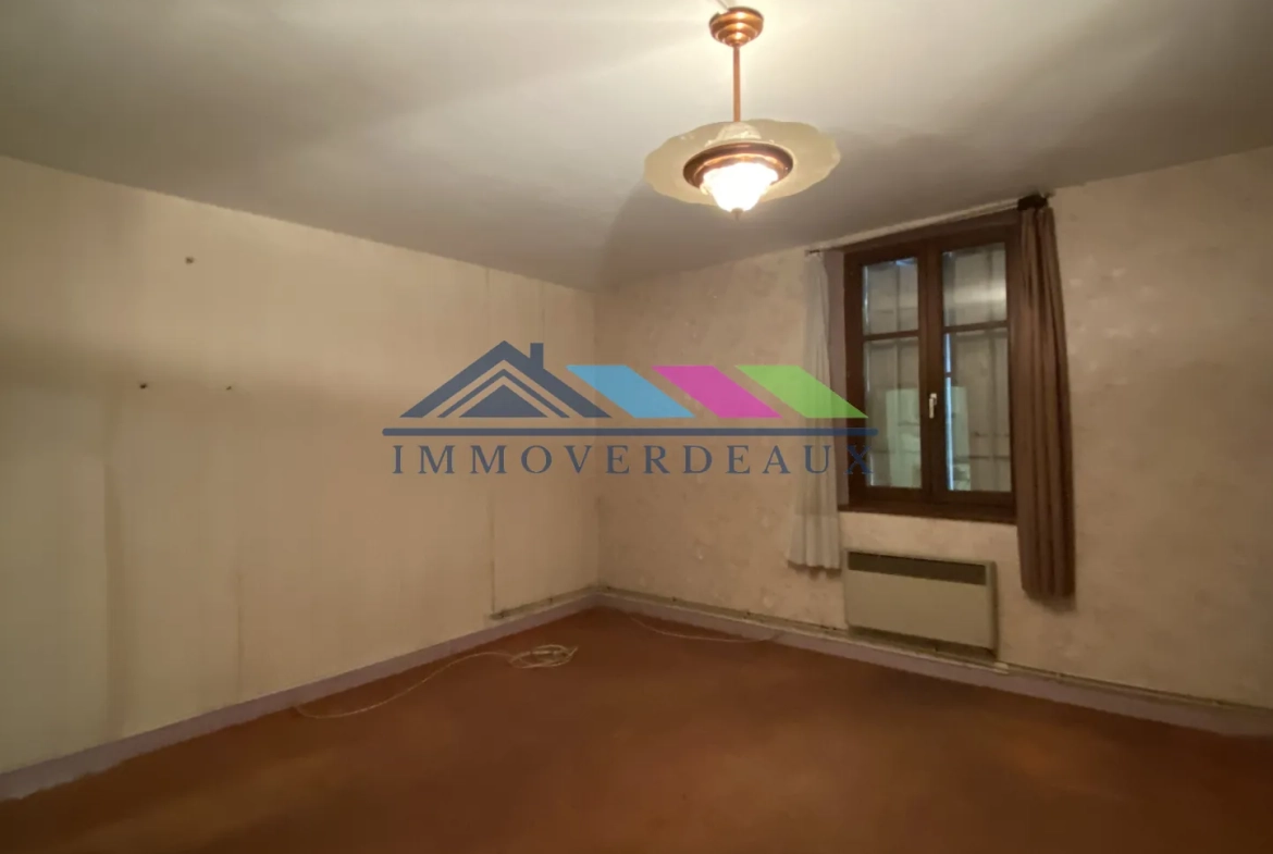 Maison de village à rénover à Croismare avec deux appartements et terrain de 486 m² 