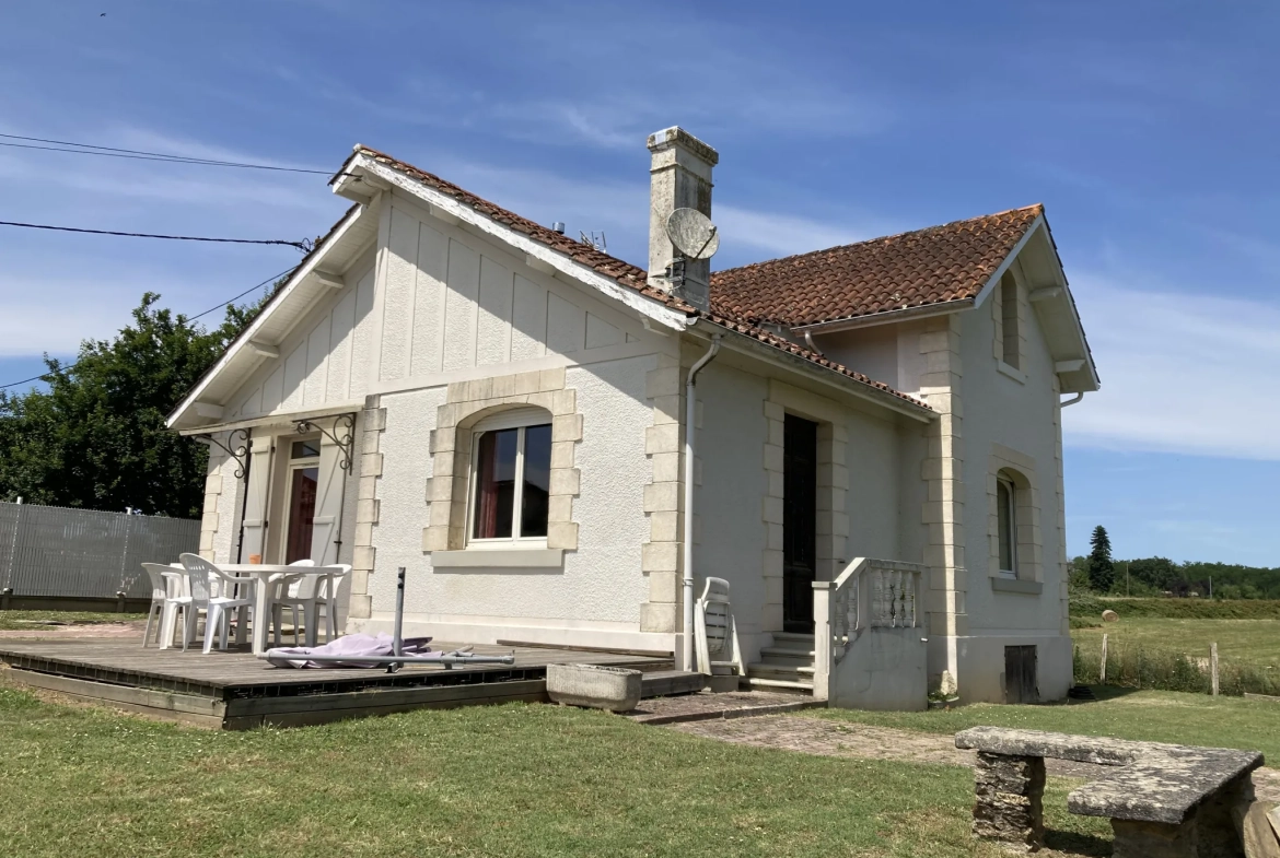 Maison de style arcachonnais à Bazas – 102 m² avec garage et terrasse 