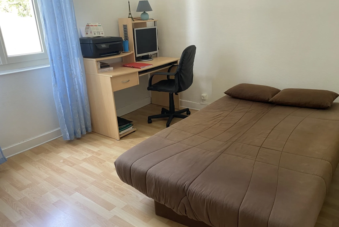 Maison de style arcachonnais à Bazas – 102 m² avec garage et terrasse 