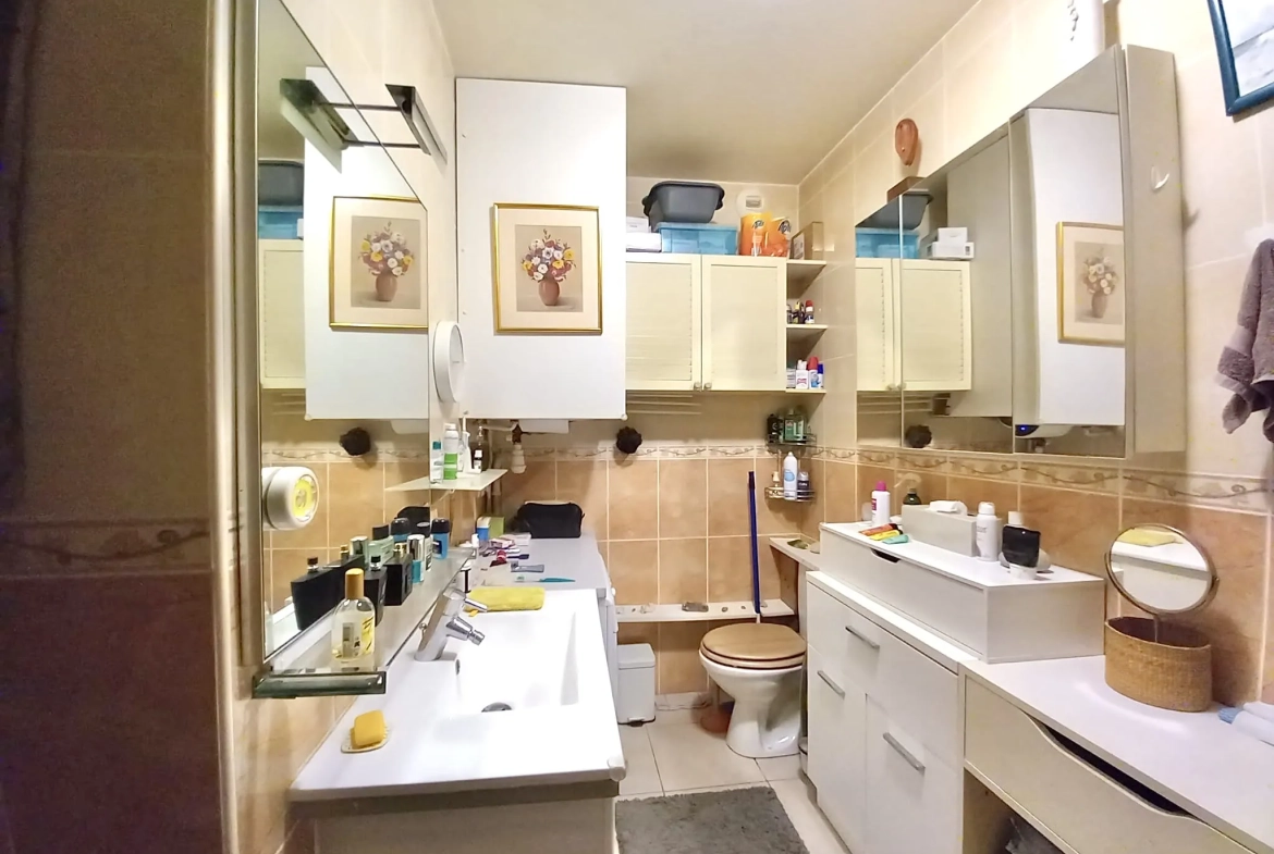 Appartement 2 pièces avec terrasse et garage à Roquebrune-Cap-Martin 